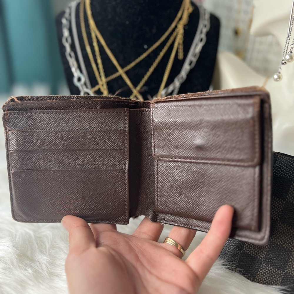 2 Louis Vuitton Mens Wallet - Picture 6 of 12